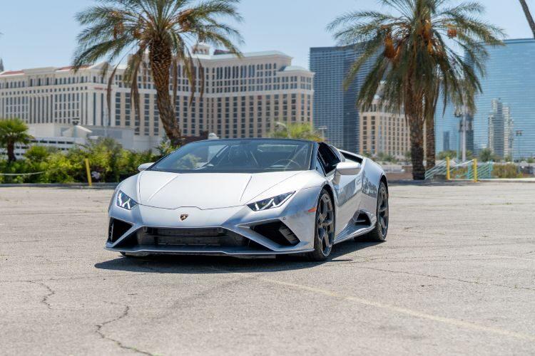 2023 Lamborghini Huracán EVO Spyder